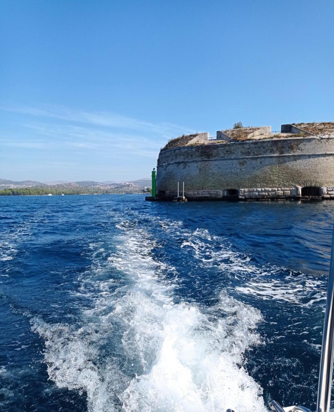 Vila Kuca Za Odmor Eni **** Šibenik Exteriér fotografie